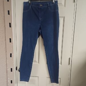 Women’s Pull On Blue Stretch Jeans